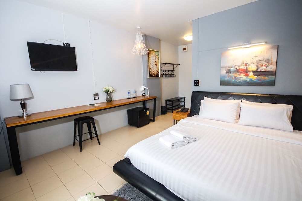 SUPERIOR, DOUBLE BED