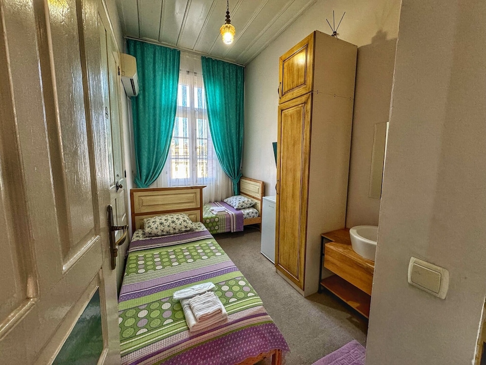 Eolya Guest House 33/50