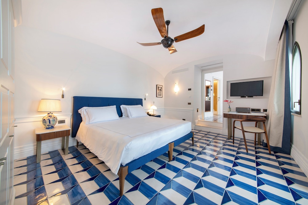 DELUXE, SUITE, DOUBLE BED, TERRACE