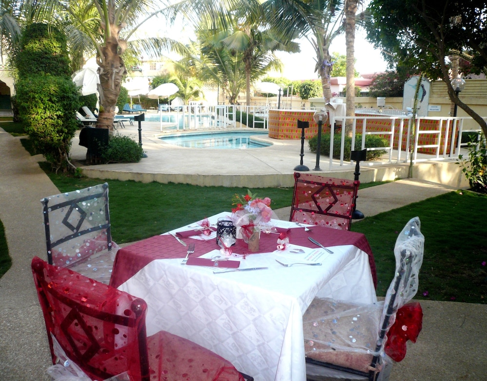 Minotel Les Flamboyants 38/50