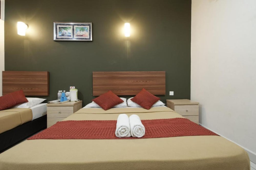 Family Deluxe Room No Window