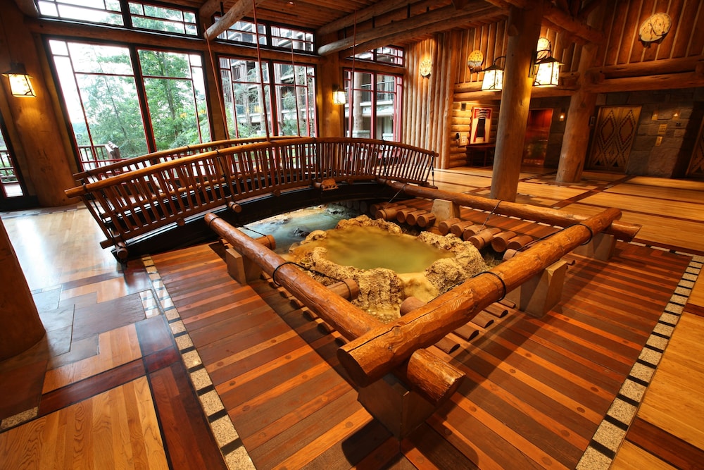 Disneys Wilderness Lodge 18/50