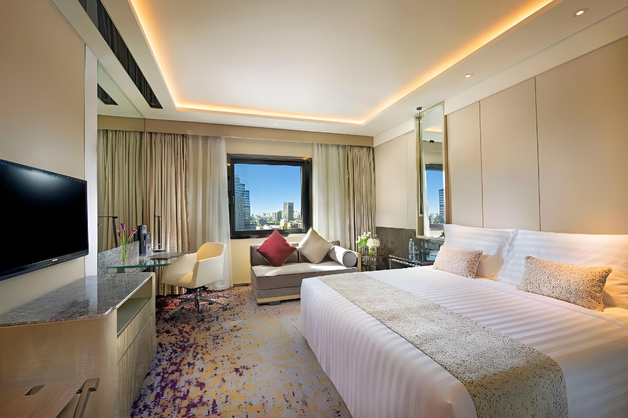 Executive, City View