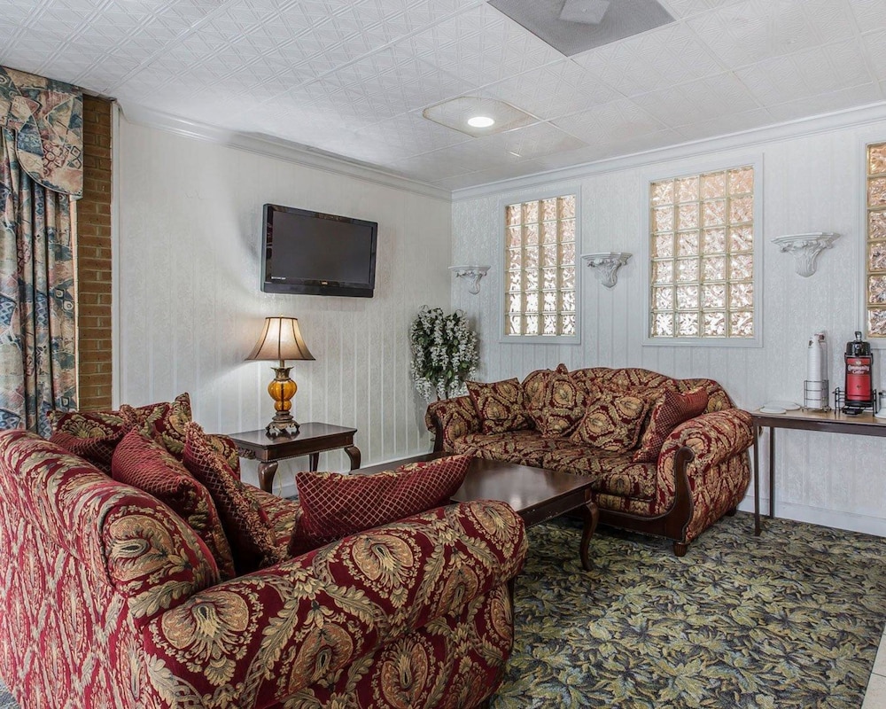 Travelers Inn Douglas By OYO US-441 34/37
