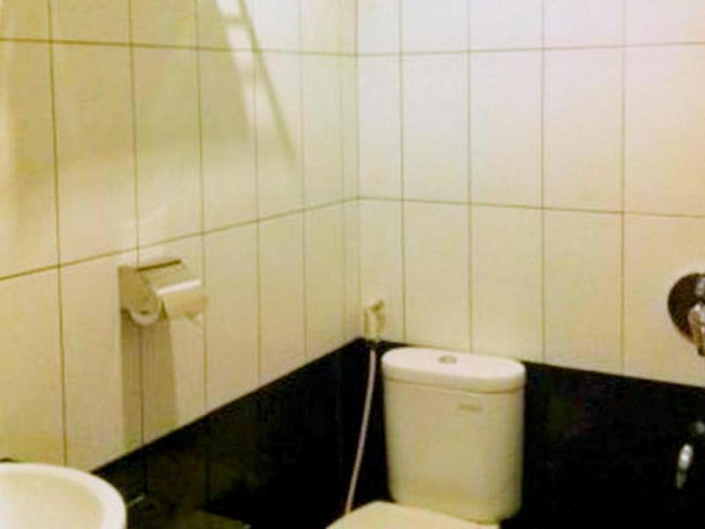 Bunda Hotel Bukittinggi 15/16