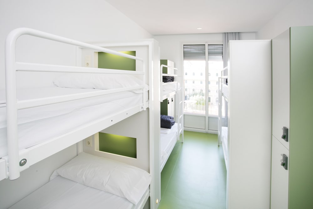 Sant Jordi Hostels Rock Palace 12/42