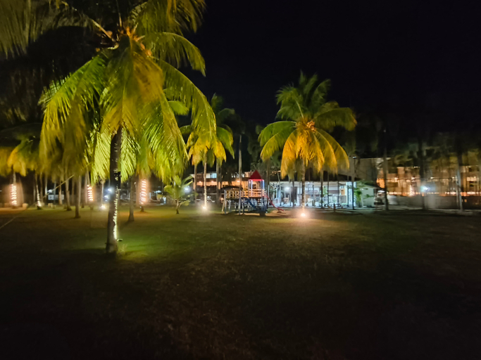 Augusta Hotel dan Glamping Palabuhanratu 5/11