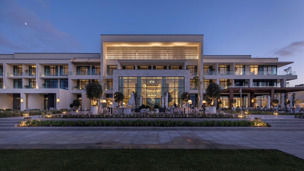 Palace Beach Resort