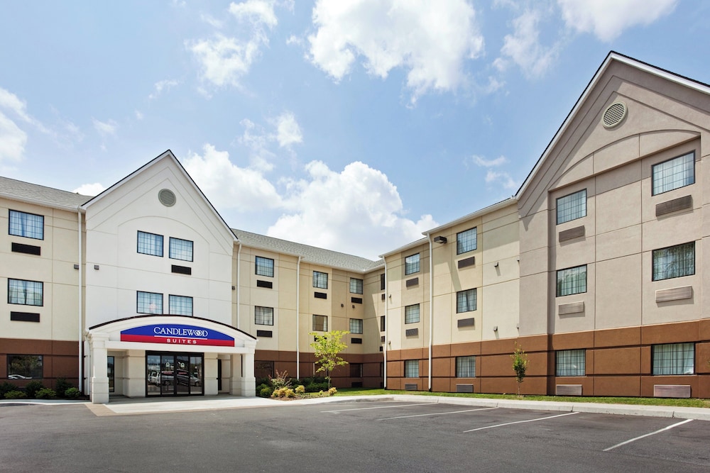 Candlewood Suites Knoxville Airport-Alcoa 65/73