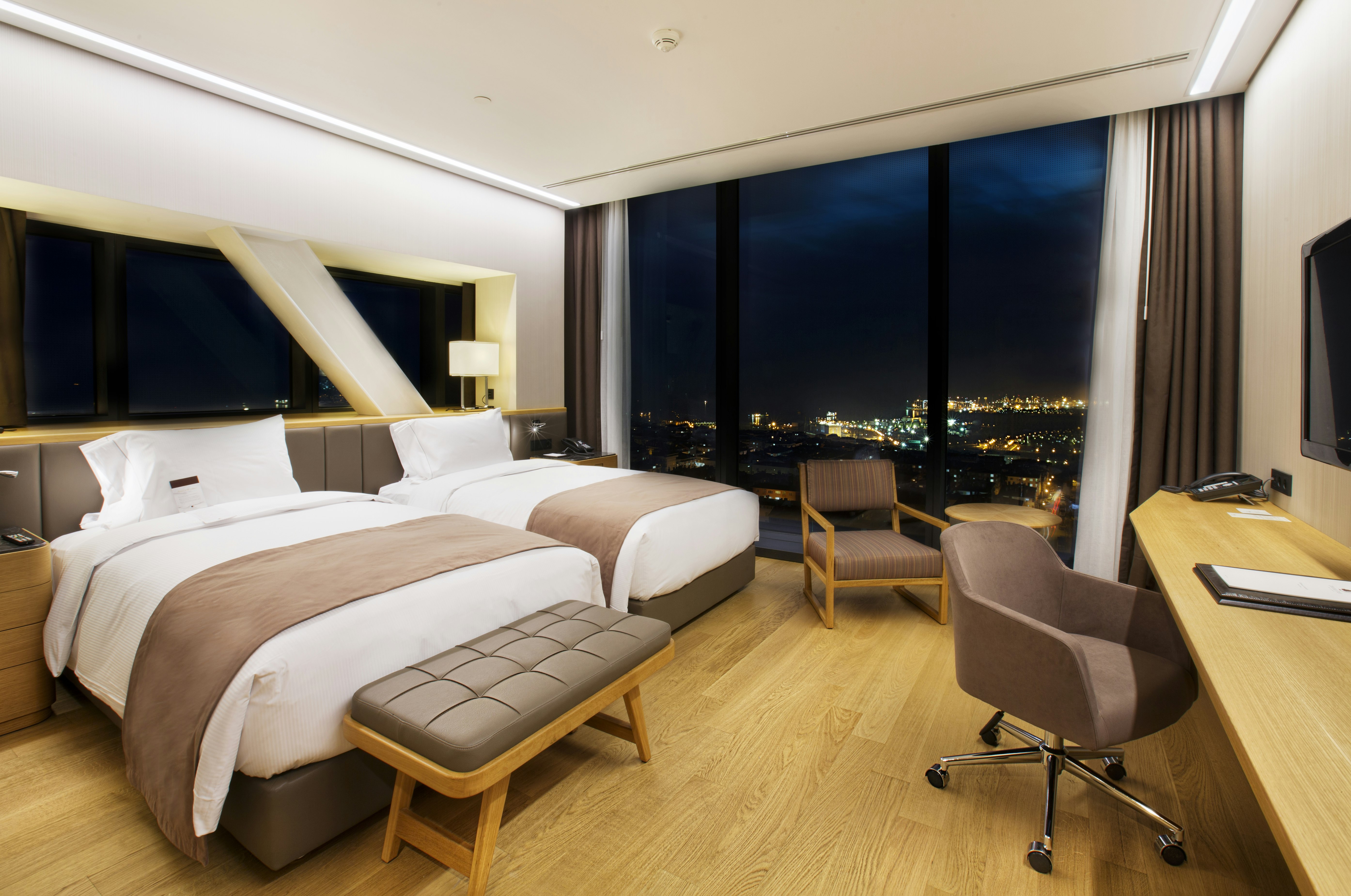 GUEST ROOM, TWIN BEDS