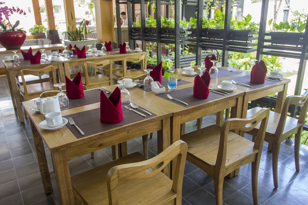 Burza Hotel Yogyakarta 38/49