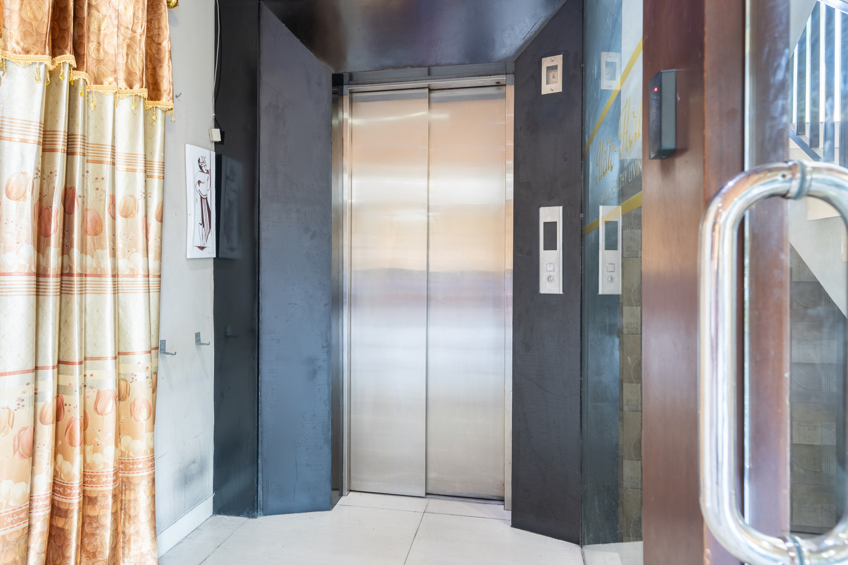 OYO Flagship 91863 Metro House 29/50