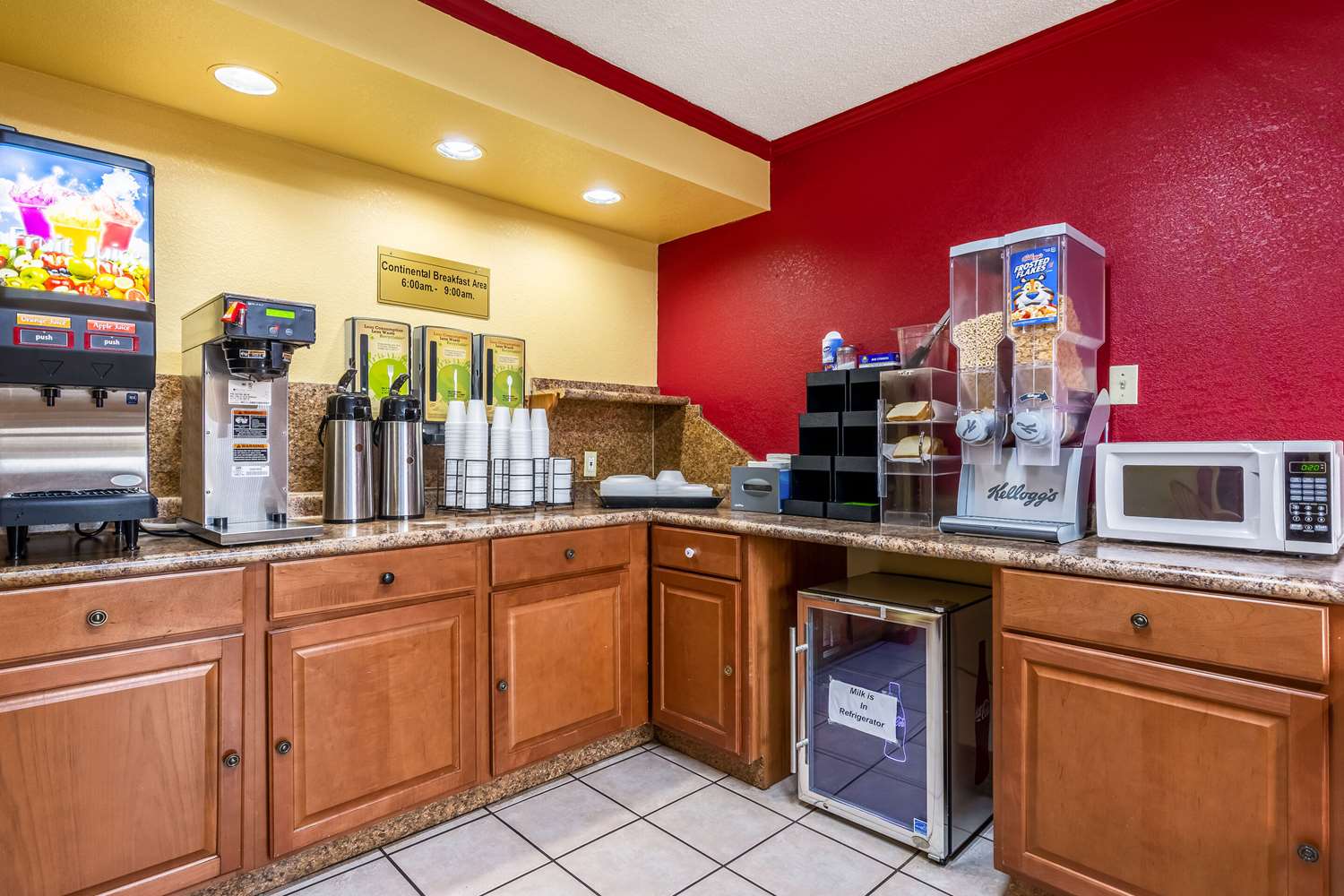 Econo Lodge Charlotte Airport Area 7/26