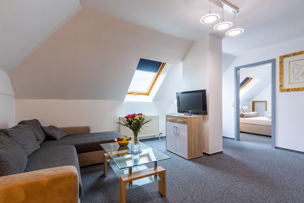 Trip Inn Kongresshotel Rodgau 43/70