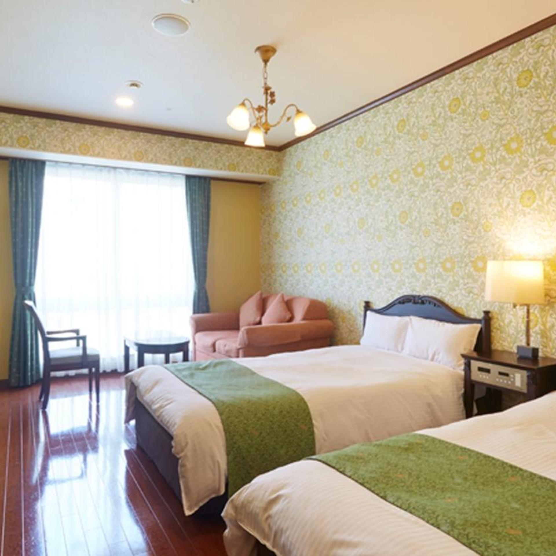 Old England Dogo Yamanote Hotel 30/50