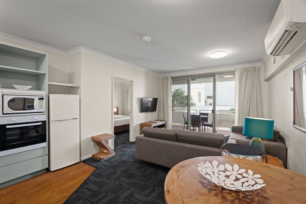 Broadwater Resort Apartments Como 44/67