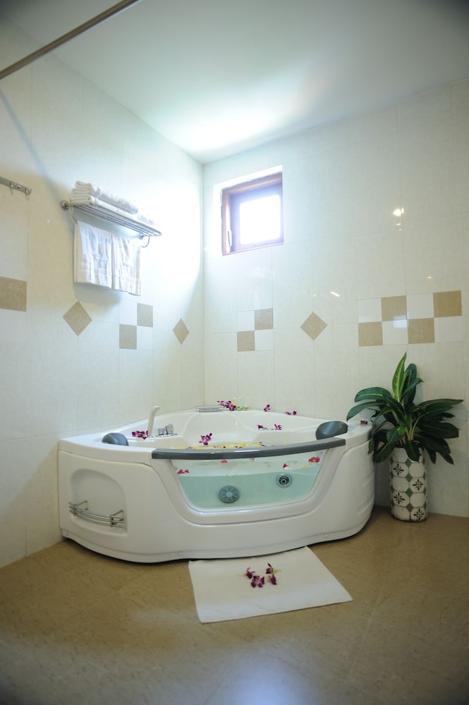 Hoang Yen 2 Hotel 55/59