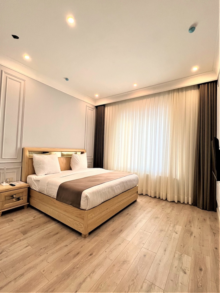 Al Anvar Hotel 16/48