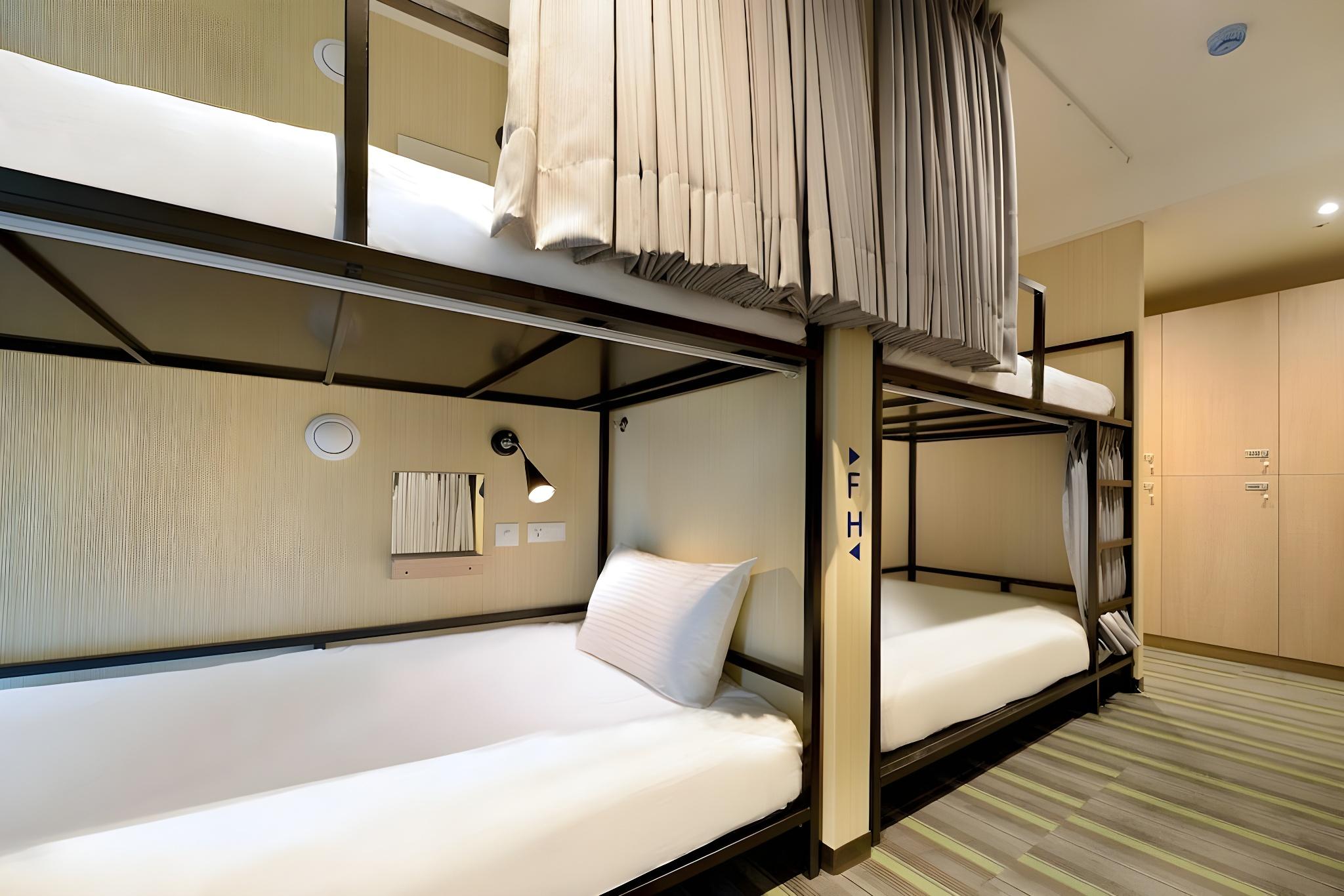 Female Dorm, Female Only, Basic