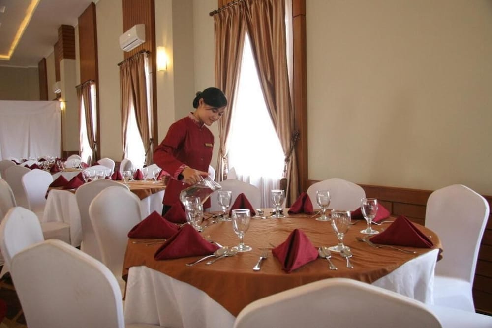 Hotel Dafam Pekalongan 54/66