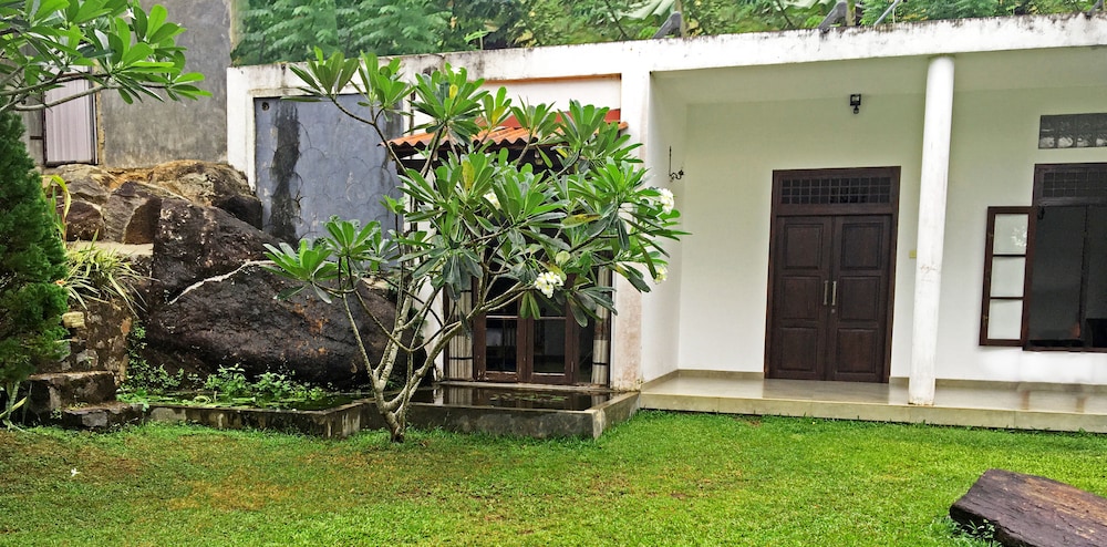Meadow Villa - Galle 26/36