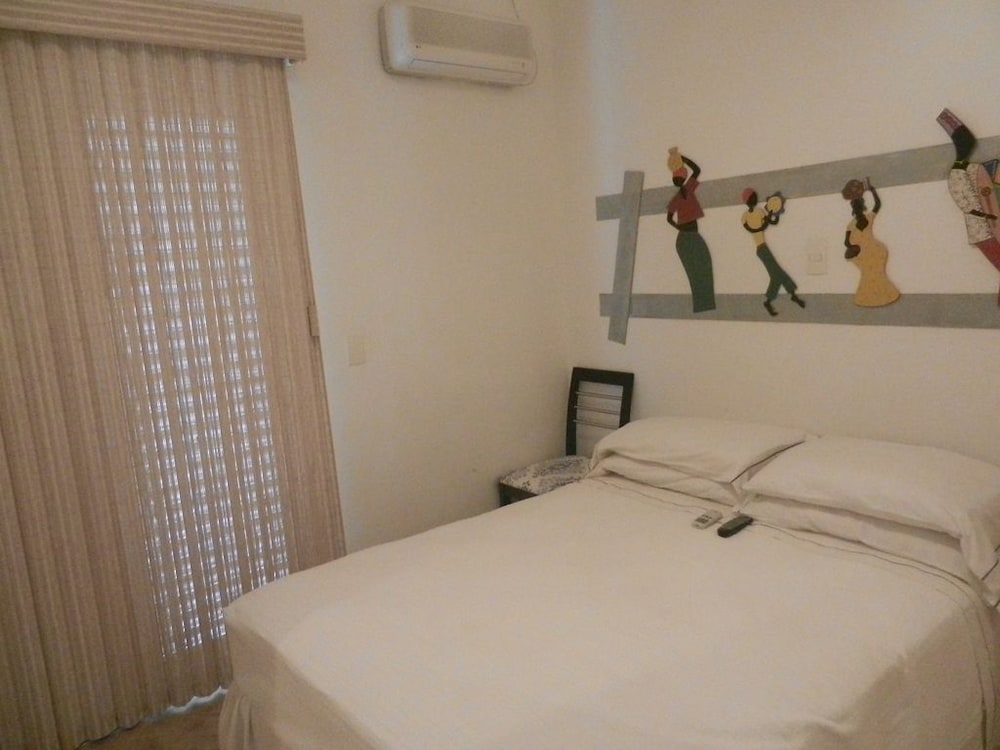 Iracemar Hotel Guaruja 18/74