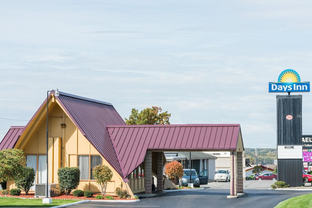 Days Inn by Wyndham Niles 3/24