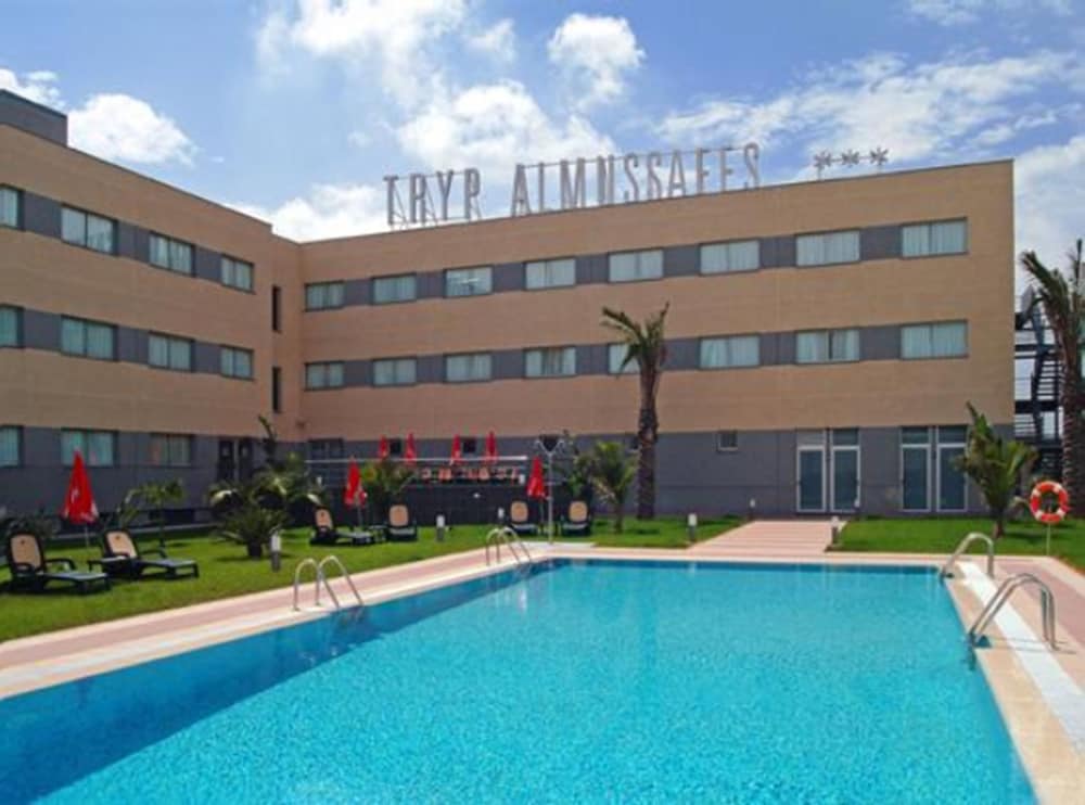 Ramada by Wyndham Valencia Almussafes 1/56