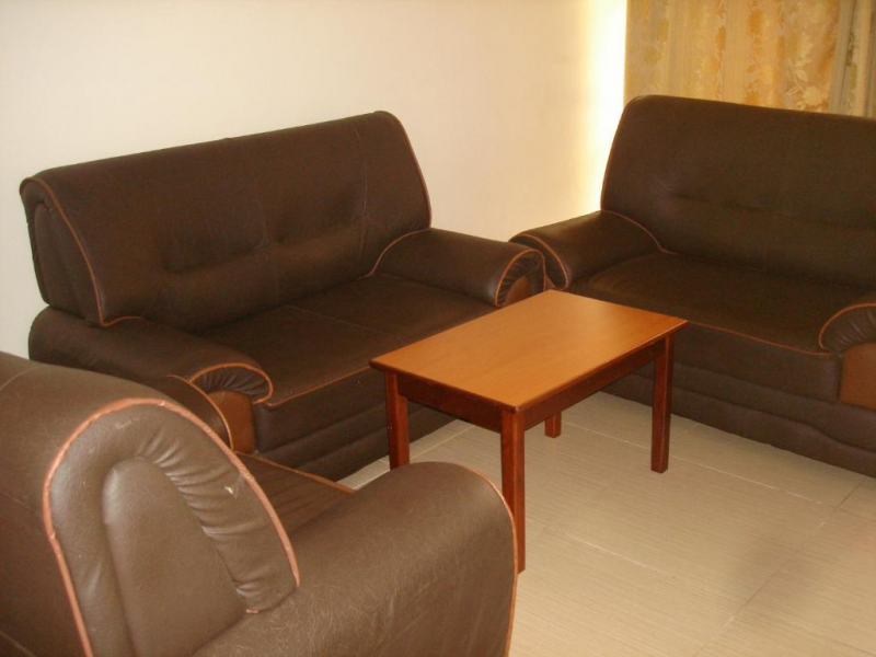 Acholi Inn 8/13
