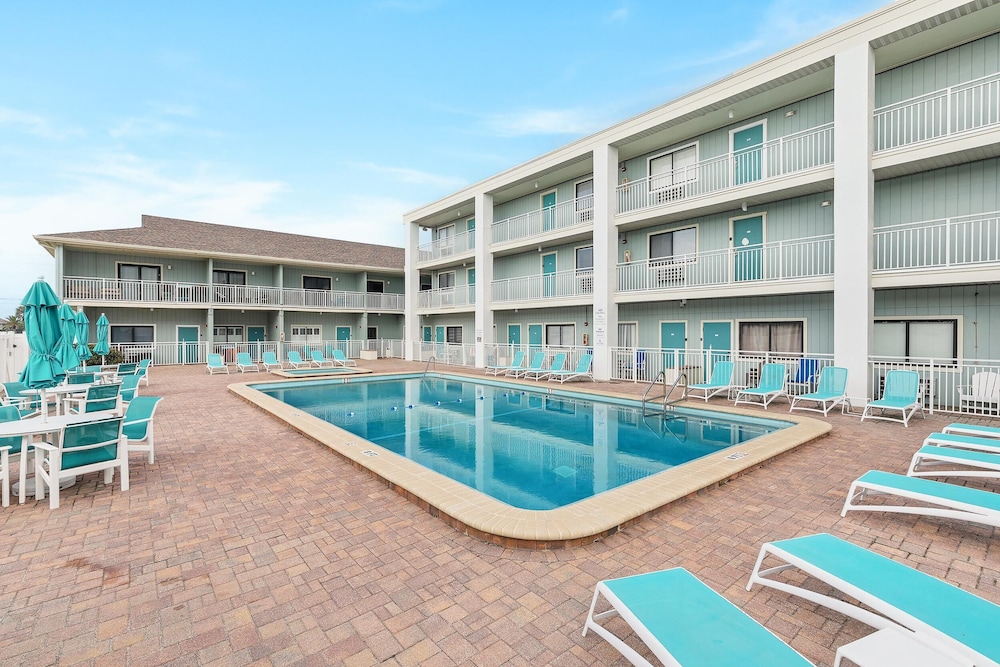 Coastal Waters Inn 14/74