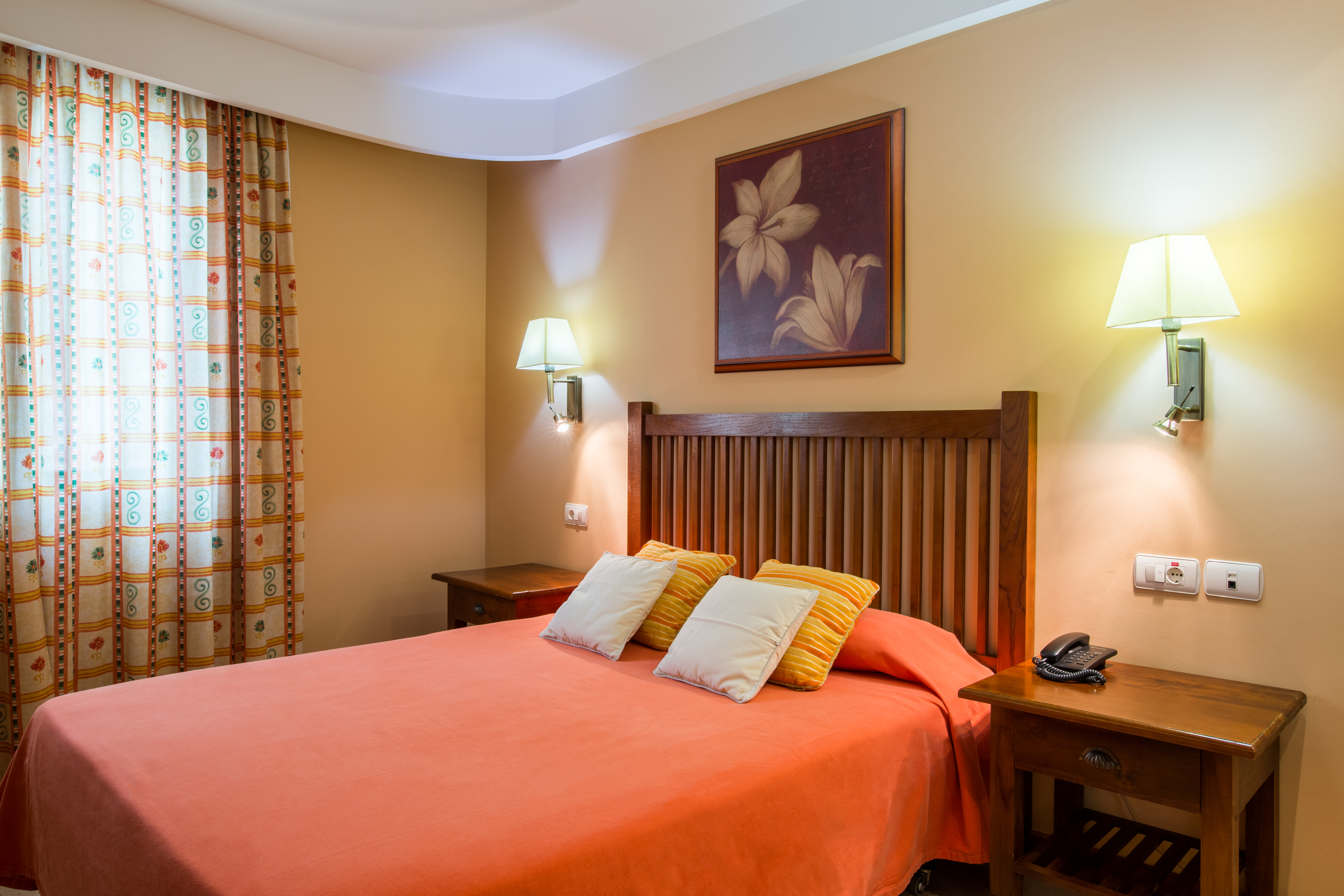Galeon Hotel 12/41