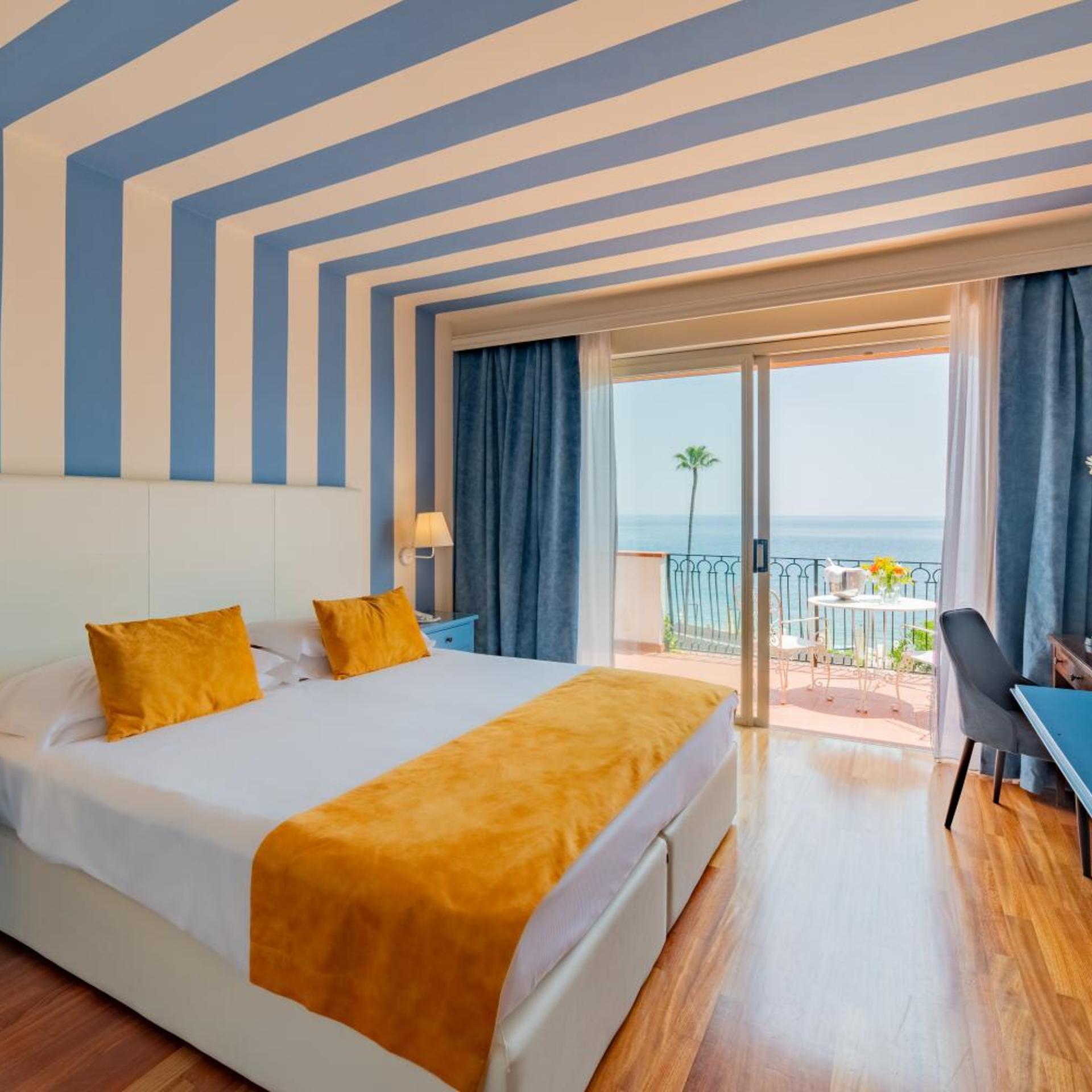 Premium, Double Bed, Sea View, Balcony