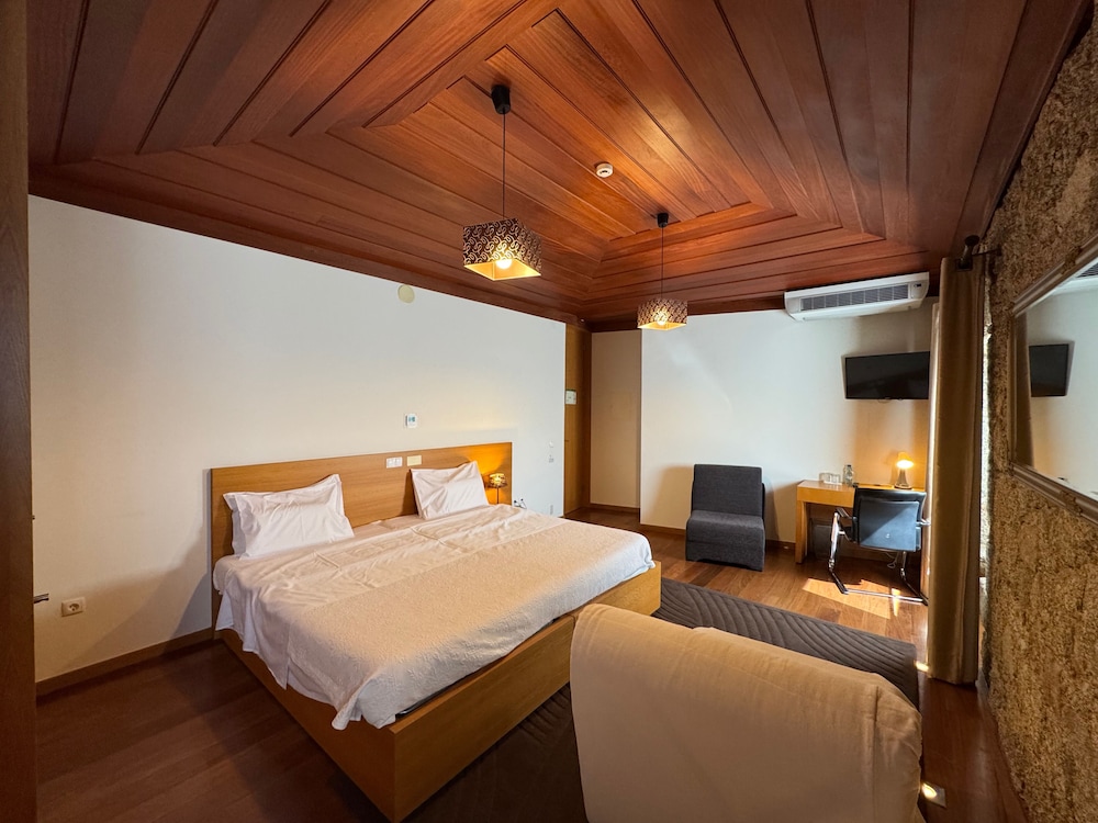 Hotel Rural Alves Casa Alves Torneiros 20/71