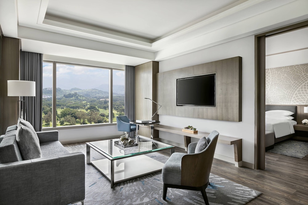 Clark Marriott Hotel 32/53