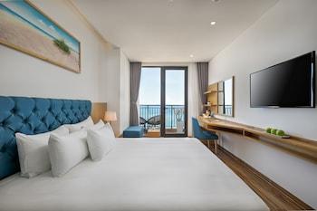 Suite, Ocean Front, Balcony