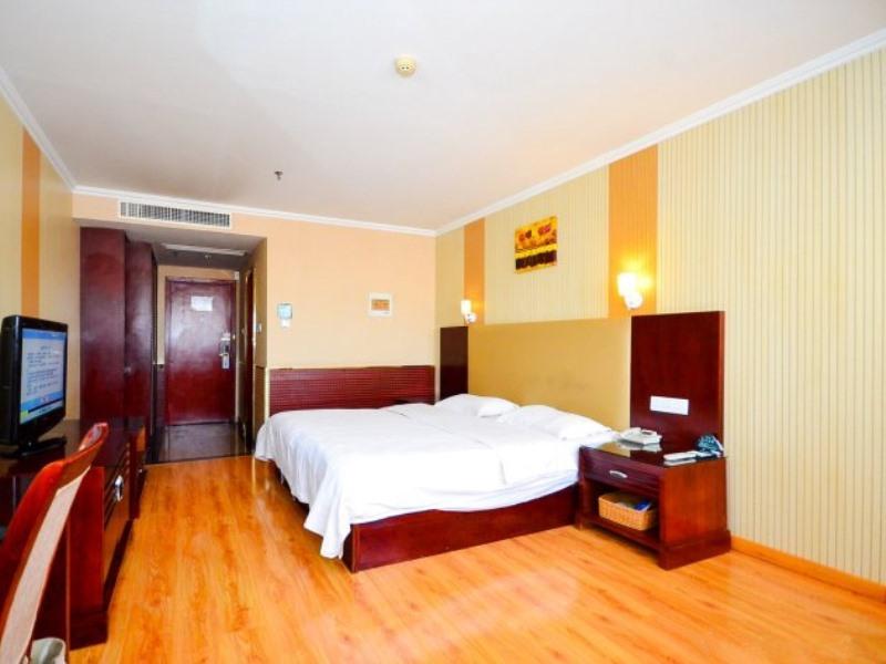 GreenTree Inn LianYunGang Xinpu District East JieFang Road Wanda Square Hotel 26/38