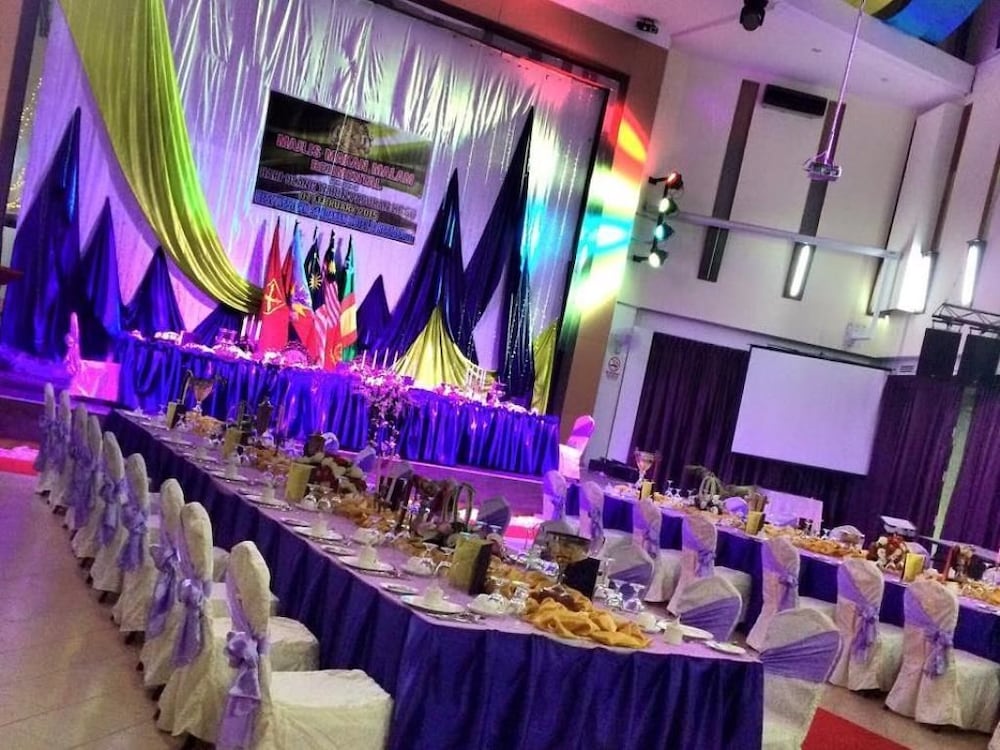 Gloria Swiss Hotel and Apartment Sandakan 34/36