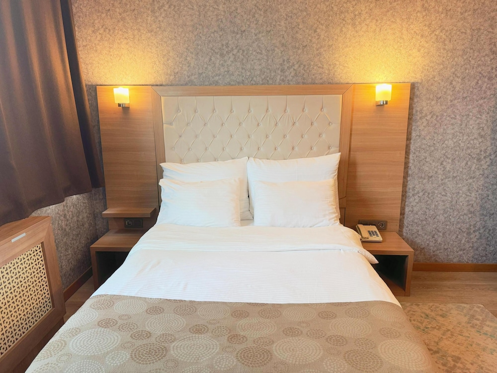 Lounge Boutique Hotel 12/50