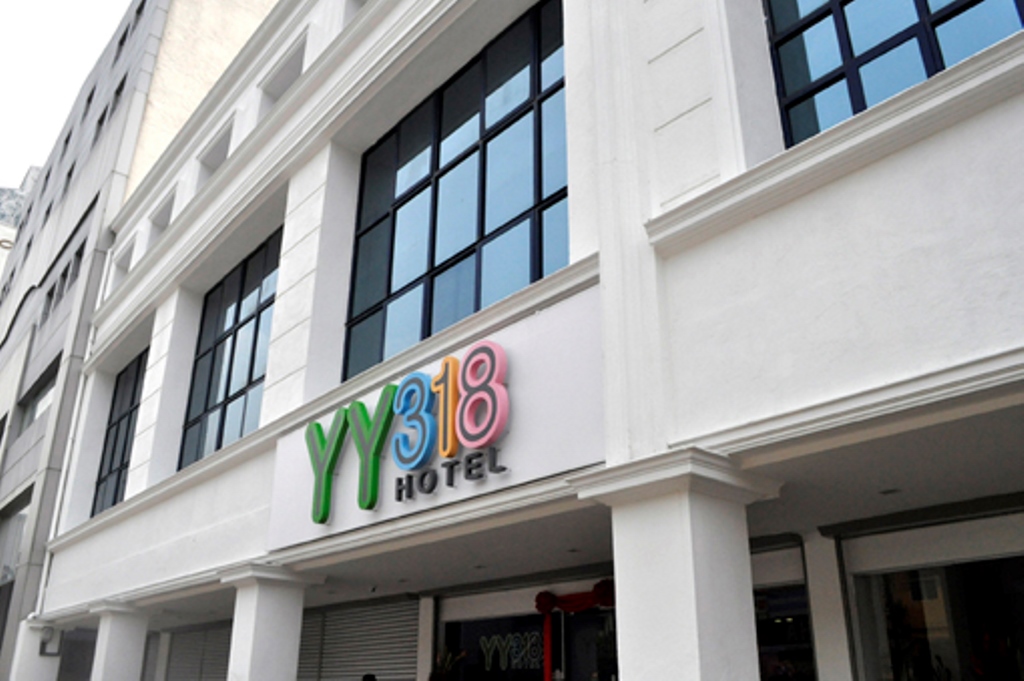 YY318 HOTEL 3/16
