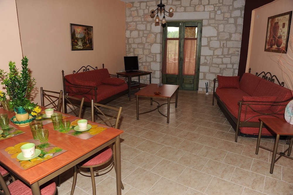 Ammos Villas 8/39