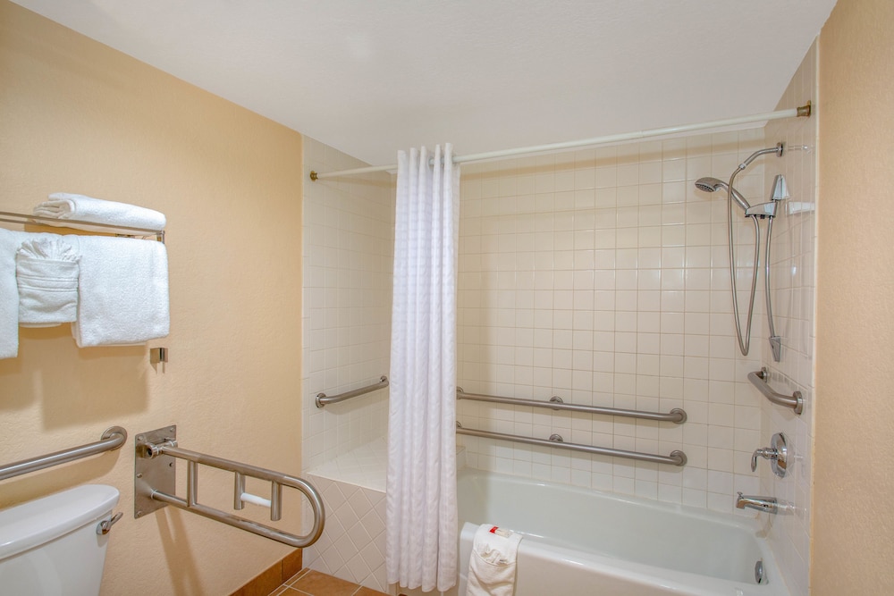 Baymont By Wyndham Punta Gorda/Port Charlotte 10/50