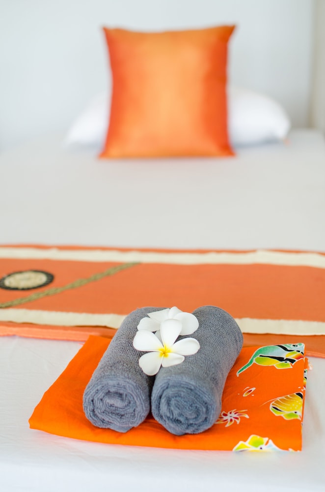 Phi Phi The Beach Resort 25/50