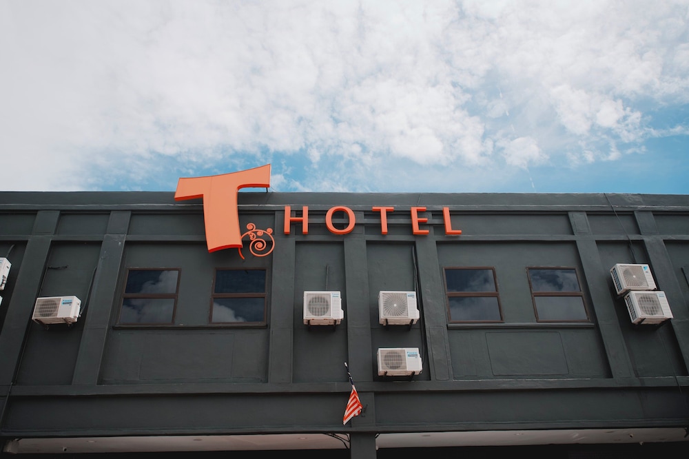 T Hotel Kuala Perlis 2/50