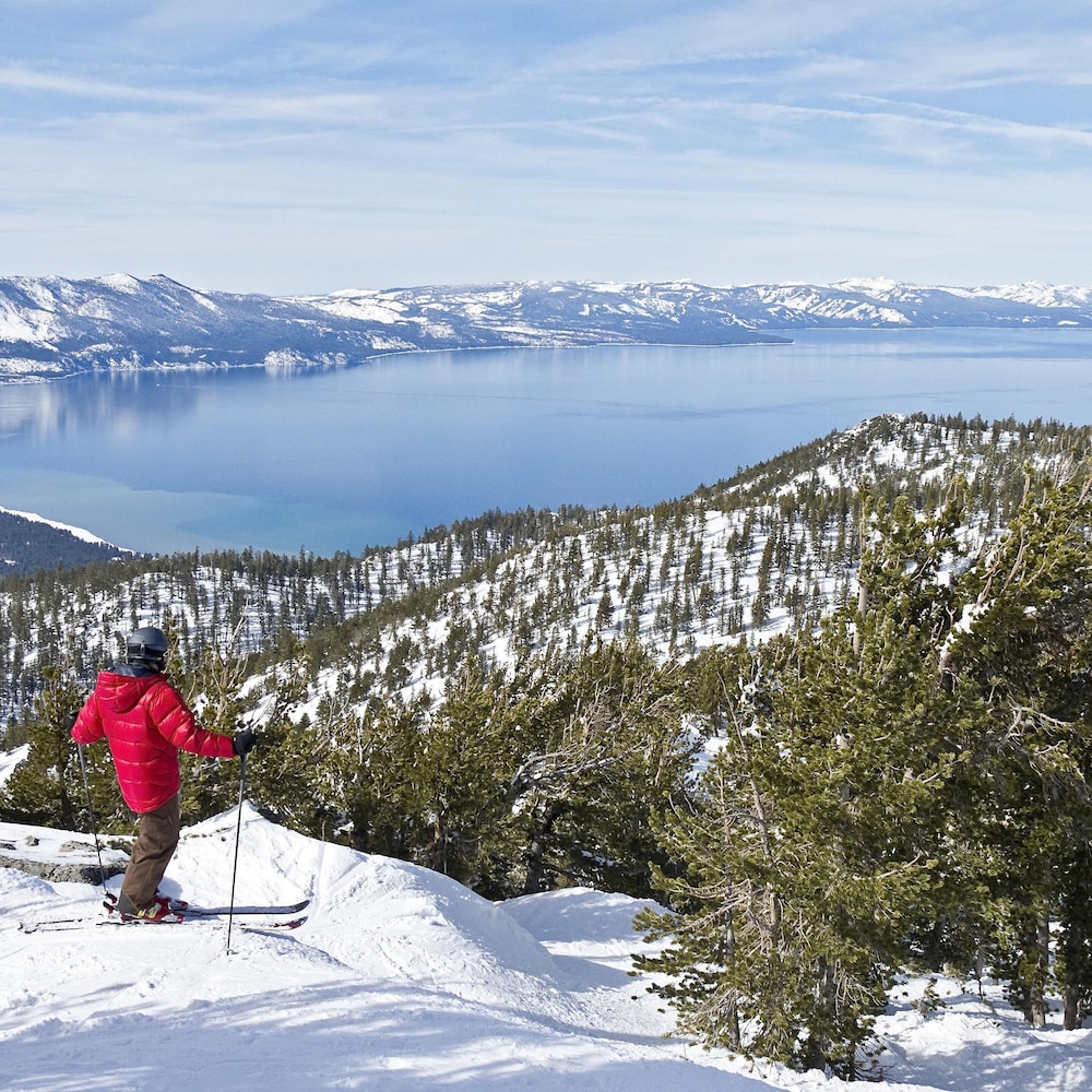 Tahoe Lakeshore Lodge & Spa 61/62