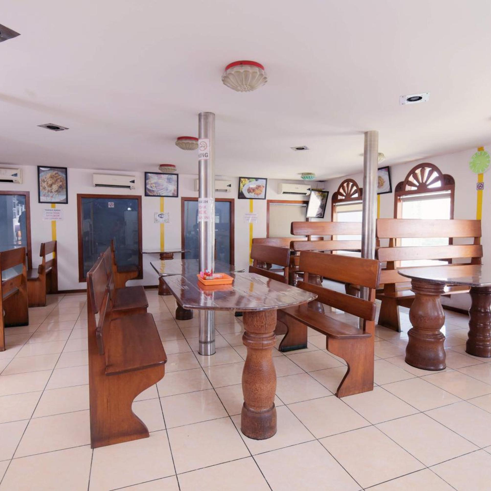 Hotel Olympic Semarang 25/36