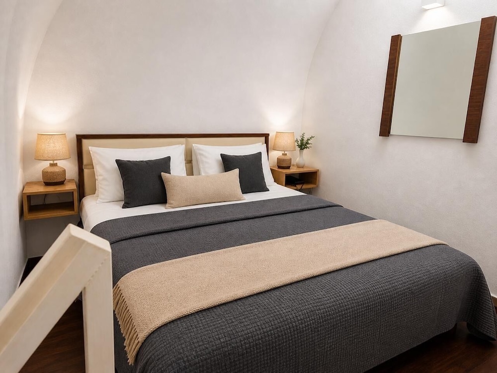 1 BEDROOM, BUNGALOW