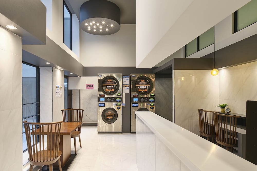 Jeju Grace Hotel 31/34