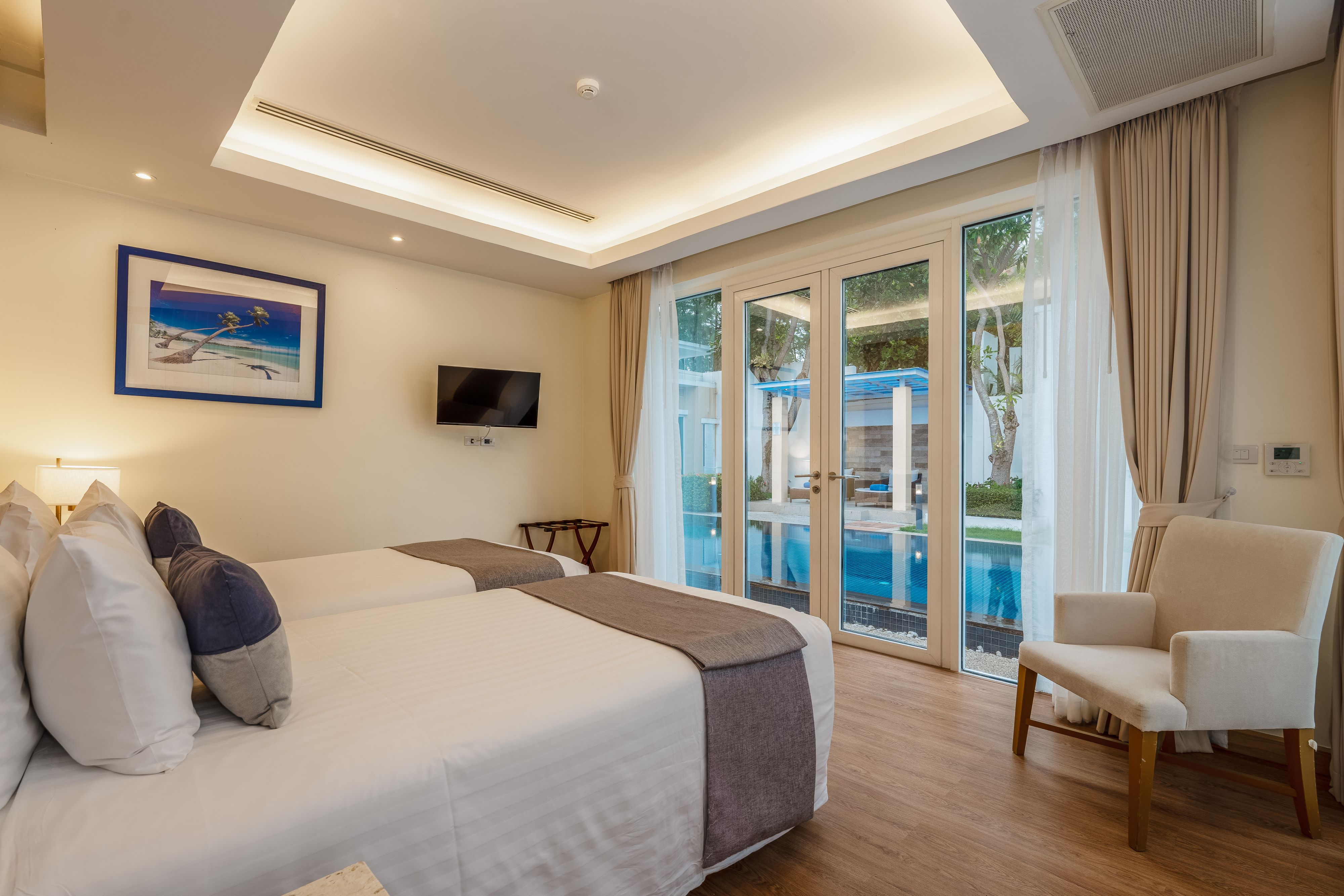 Andaman Pool Villas Maikhao Phuket 27/76