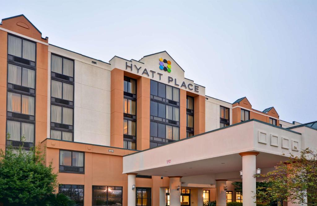 Hyatt Place Columbus in COLUMBUS - MS