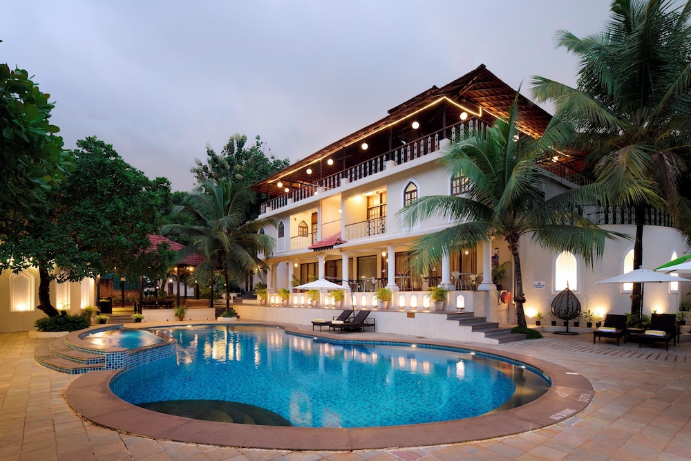 Aura Resort & Spa 4/50